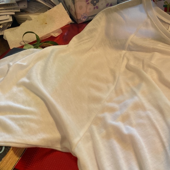White shirt 2X - Picture 7 of 7